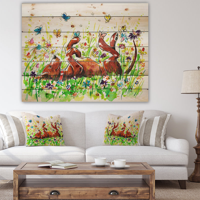 Chien heureux et brun avec fleurs et papillon - reproduction d'art, H 36 po x l 46 po x P 1,5 po, Bois
