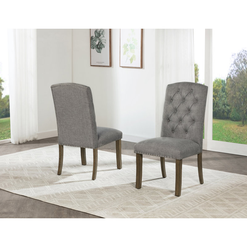 Chaises d'appoint capitonnées à boutons avec garniture cloutée, Gris