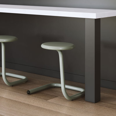 Paperclip70 18" Metal Stool