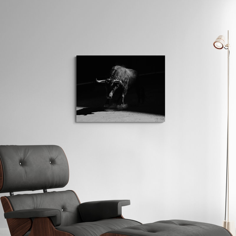 «Strong Like Bull», reproduction d'art sur toile tendue, H 27 po x l 36 po