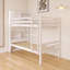 Lit superposé simple au-dessus d'un lit simple avec tablettes en bois et tête de lit, garde-corps de sécurité-1017674027