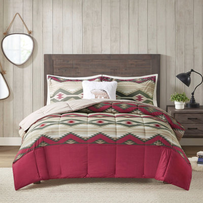 Très grand lit avec édredon imprimé - 100% pour créer une magnifique chambre à coucher avec duvet et un rembourrage multicolore