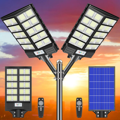 Home Outdoor LED Street Light (Set Of 2) With Solar Panels Dusk To Dawn With Motion Sensor Remote Control 3500W 300000 Lumens Waterproof For Parking Lots Backyard