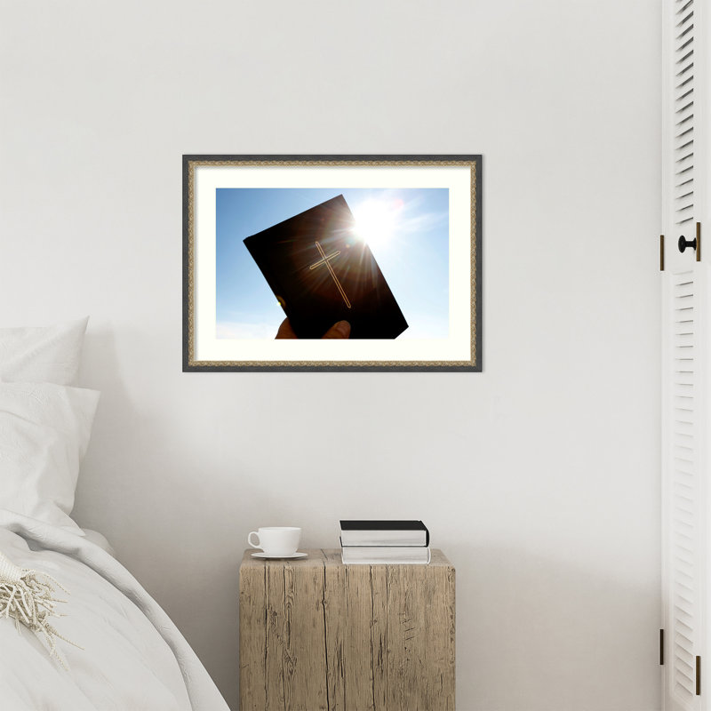 «Bible In Hand», impression sur bois encadrée, 18 x 25, Matinée bronze noir