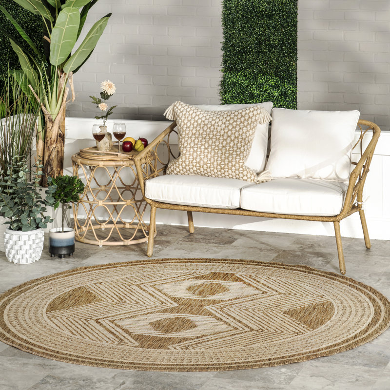 Tribal Indoor/Outdoor Area Rug, Round 6'7", Light Brown/Ivory