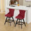 Tabourets de bar pivotants en velours avec décoration capitonnée à boutons et pieds en bois, garniture cloutée chromée, chaises de bar style loisirs, tabourets de bar, ensemble de 2-474863481