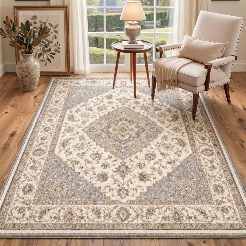 Tapis traditionnel ivoire / beige Performance à poils courts et antidérapant traditionnel, Rectangle 6' x 9'