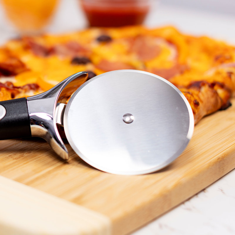 Coupe-pizza de qualité supérieure, molette de 3,5 po