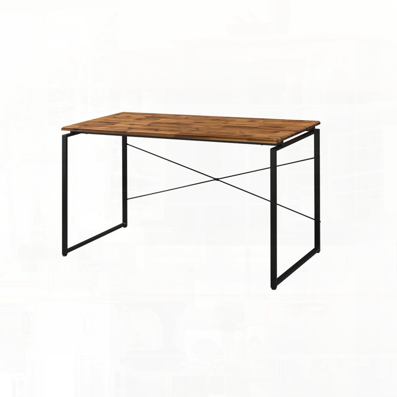 Bureau d'écriture avec pieds spacieux
