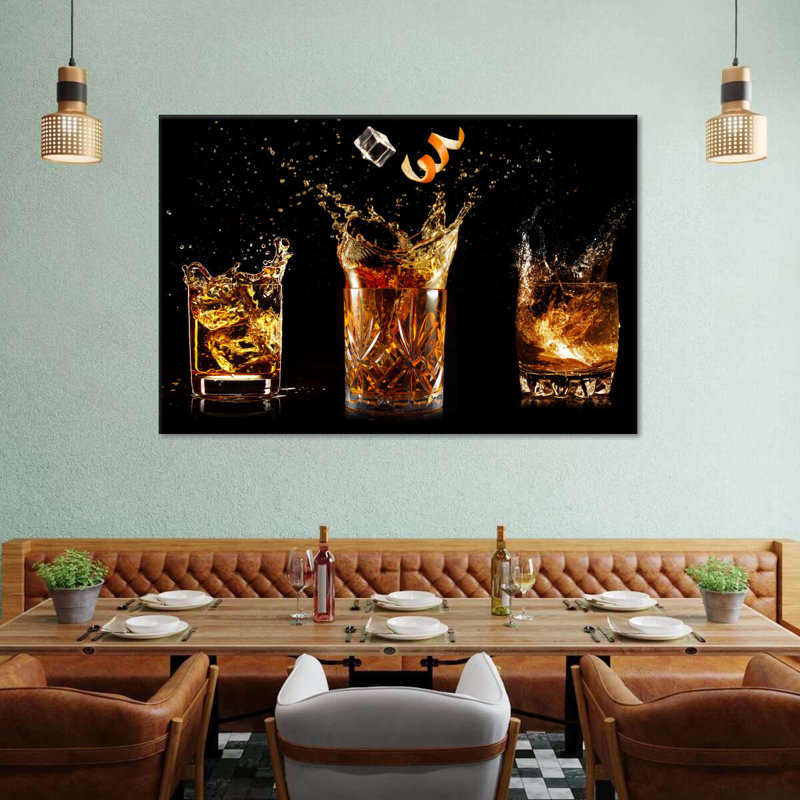 «Splashing Whiskey Glass», reproduction sur toile, H 30 po x l 45 po x P 1,25 po