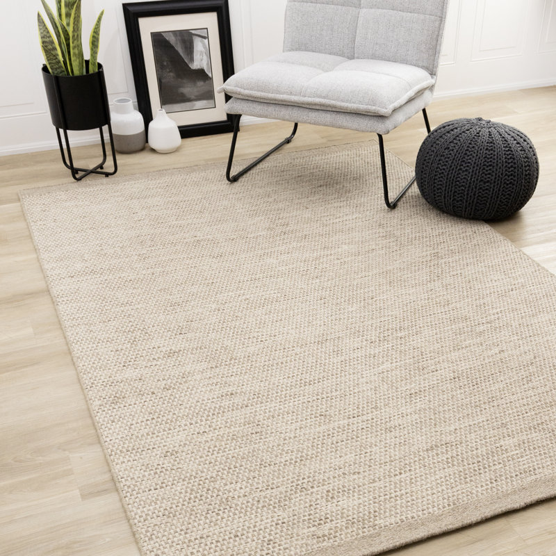 Meredith Handmade Beige Indoor Area Rug, Rectangle 5'3" x 7'7"