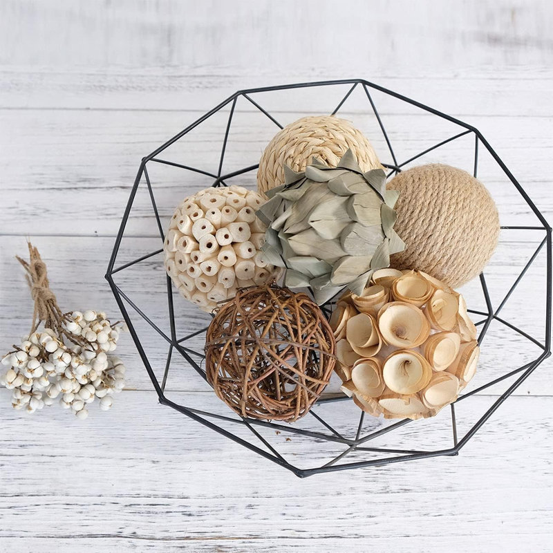 Decorative ball, tree branch ball