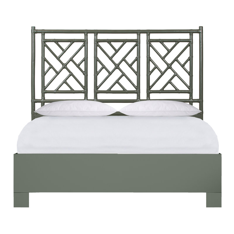 Chippendale Standard Bed, Queen, Evergreen