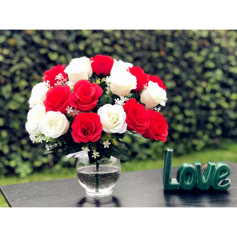Arrangement floral artificiel rouge et blanc rose