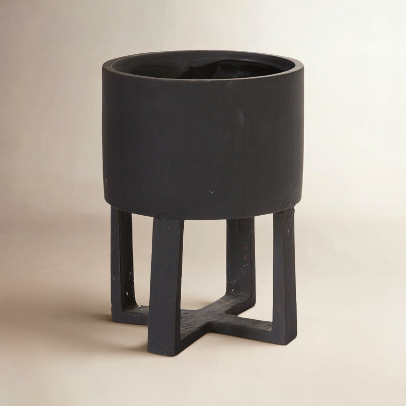Pot à pieds Patsy 7 po x 10 po, H 10 po x l 7 po x P 7 po, Noir