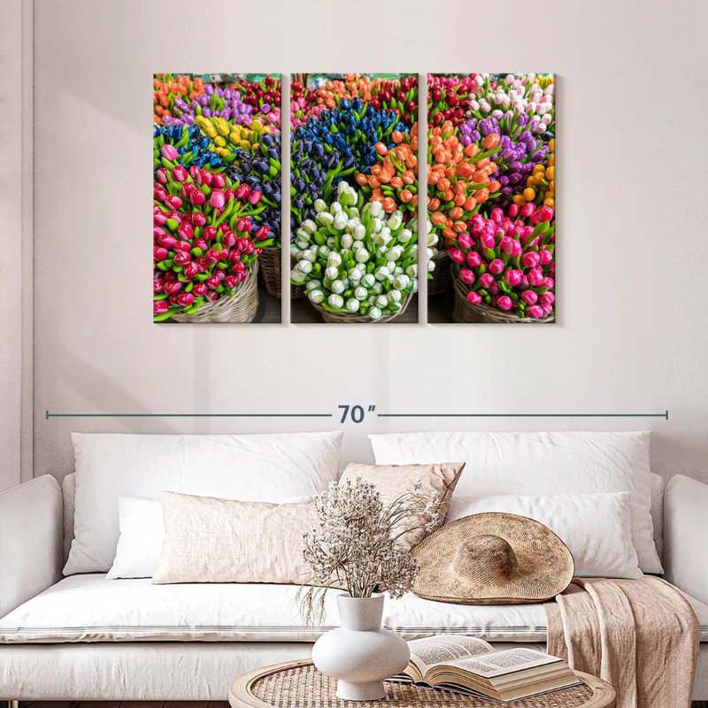 Harnek Tulip Baskets, 28" H x 45" W