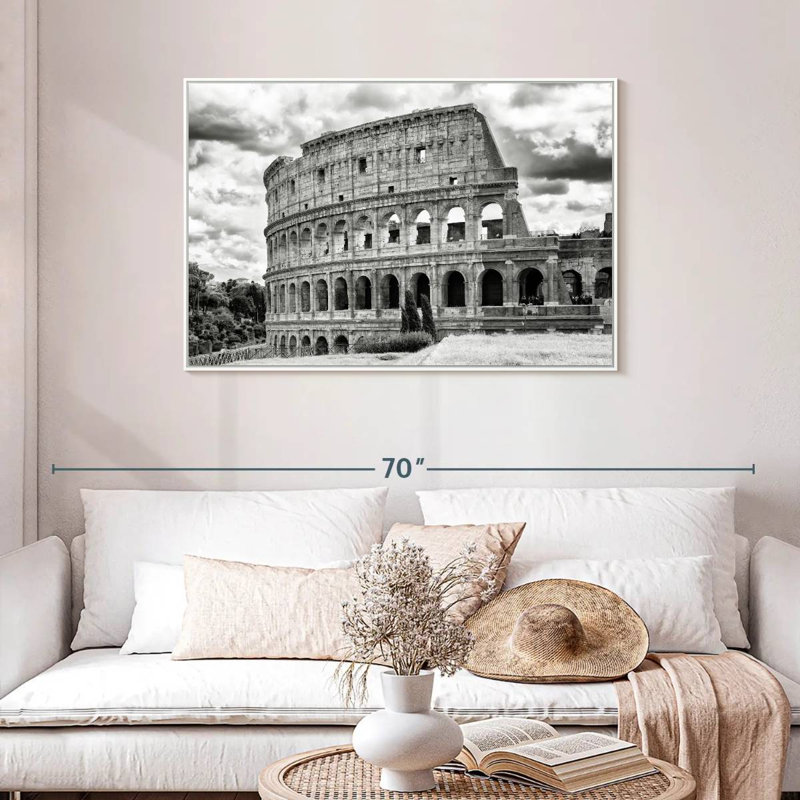 Colisée en noir et blanc, Cadre flottant blanc, 43 po x 29 po