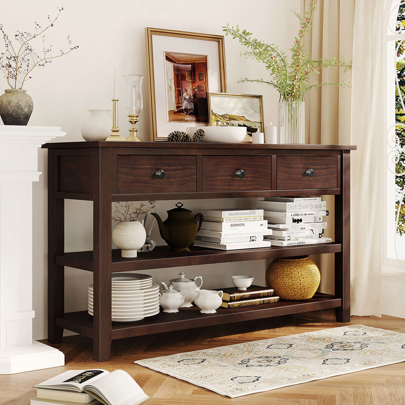 Console de style rétro fabriquée en pin massif avec deux tablettes ouvertes et trois tiroirs pour la décoration intérieure