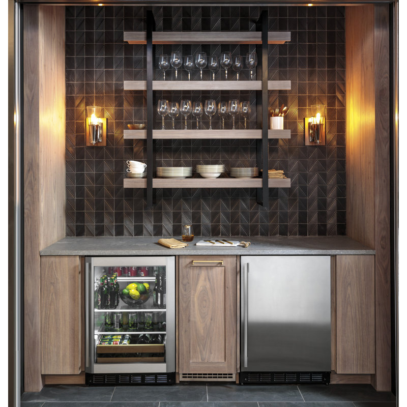 Monogram Appliances 23.44'' W Mini Fridge, Statement