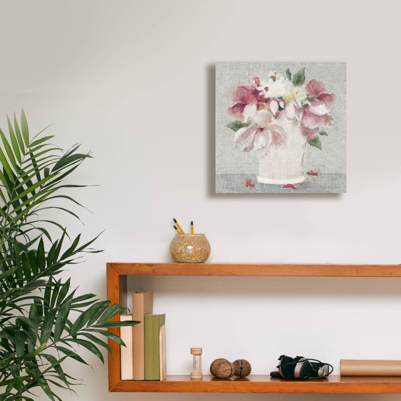 «Cottage Bouquet 2 Light» par Cheri Blum, art mural sur toile, H 12 po x l 12 po x P 0,75 po