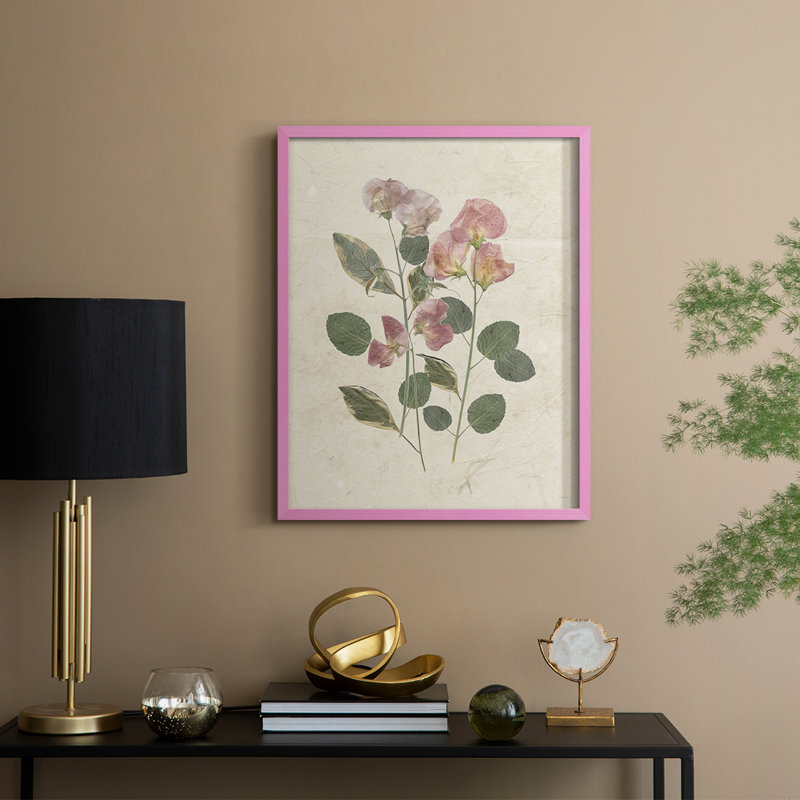 Pressed Arrangement II, reproduction encadrée - bois massif, Rose, H 11 po x l 9 po