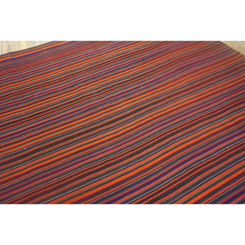 Tapis Kilim décoratif turc vintage à rayures géométriques multicolores des années 1950, 122 x 122 cm
