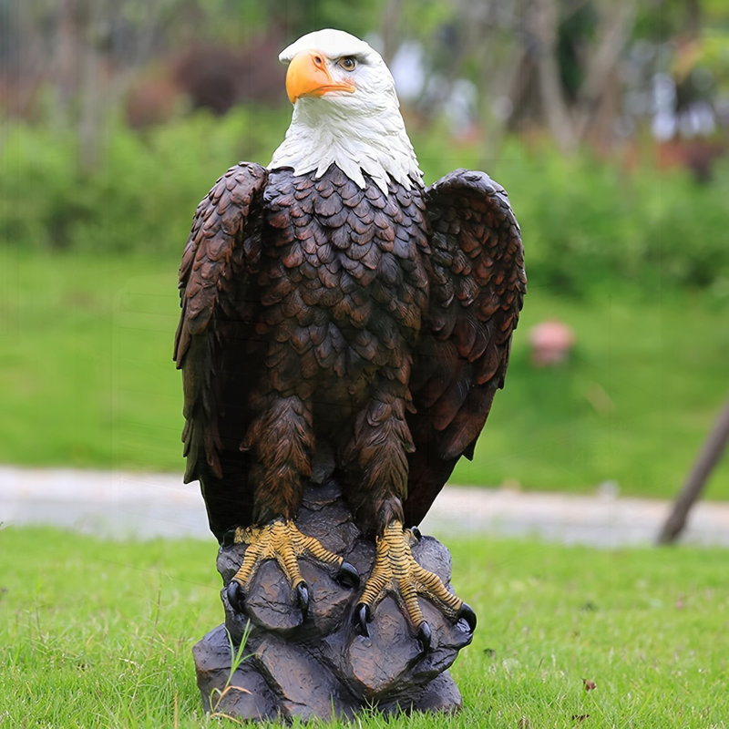Grande statue de jardin aigle à tête blanche, sculpture d'aigle américain peinte à la main, décoration de cour intérieure et extérieure, ornement à thème patriotique