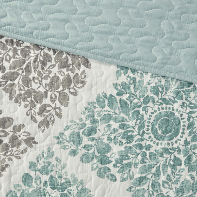 6 Piece Printed Quilt Set With Throw Pillows, Aqua, Full/Queen Quilt + 2 Standard Pillow Shams