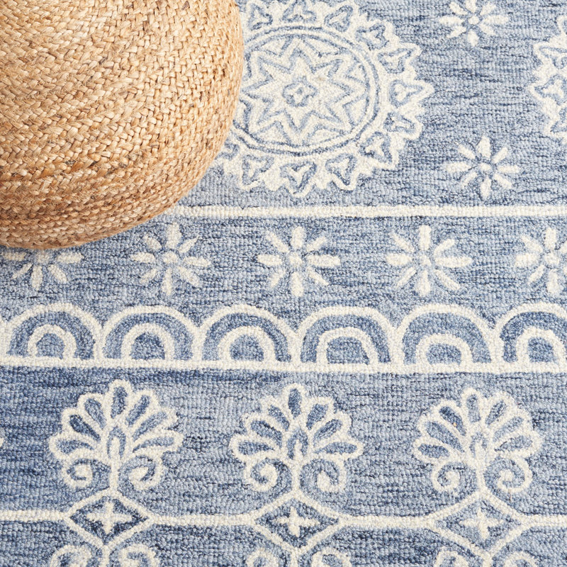 Leavens Hand Tufted Wool/Cotton Floral Rug in Blue/Ivory, Rectangle 5' x 8'