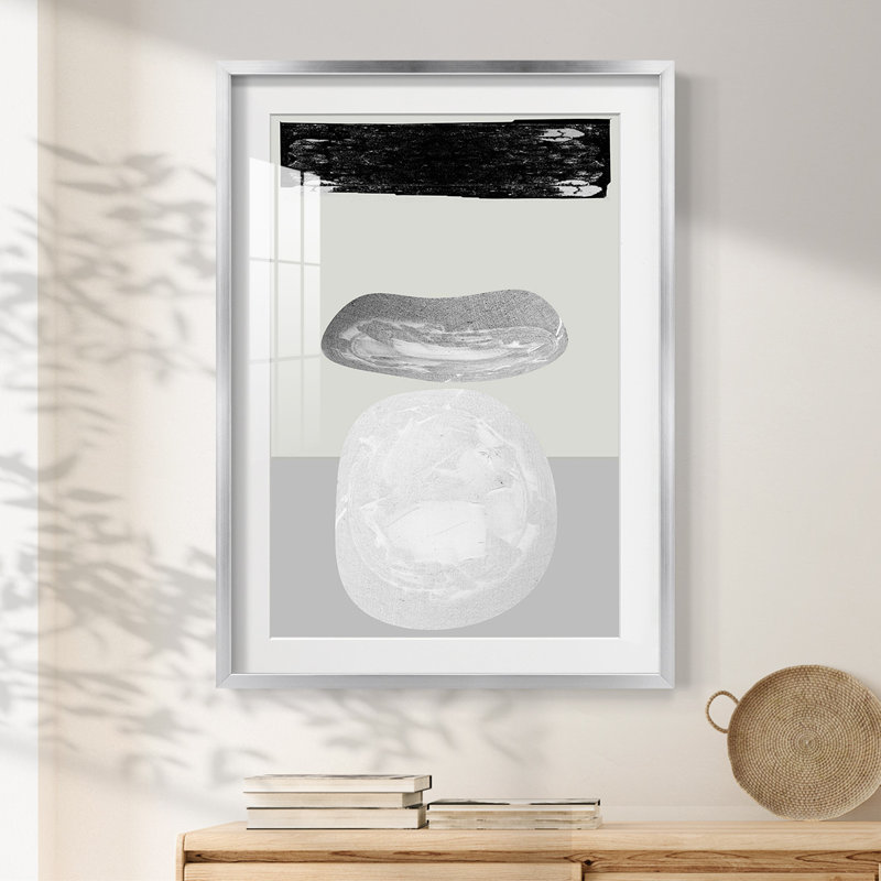 Eggy II - impression encadrée, H 25,5 po x l 17,5 po, Argent argent