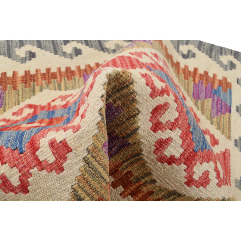 Tapis en laine nouée à la main