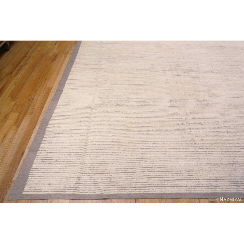Tapis décoratif contemporain moderne ivoire / beige One-of-a-Kind Trendy