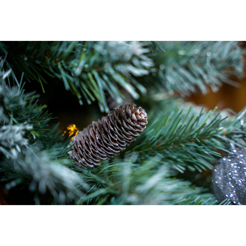 Lakeland Spruce 8ft Slim Tree