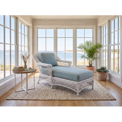 Rosado Upholstered Chaise Lounge