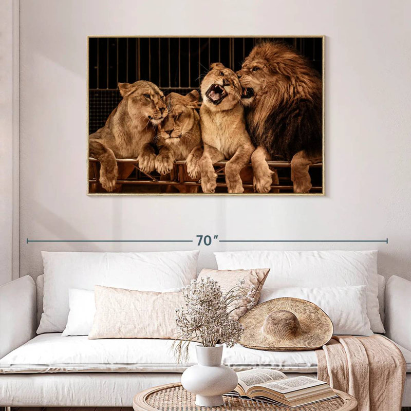 Fierté des lions, Cadre flottant en bois naturel, 46 po x 31 po