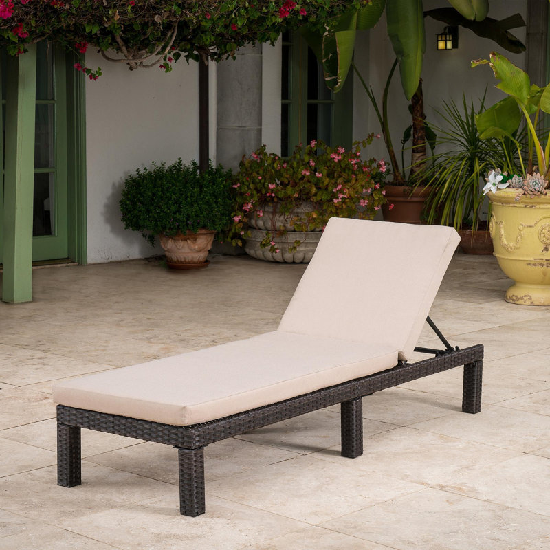 FAUTEUIL PUERTA KD CHAISE, CADRE BRUN FONCÉ AVEC COUSSIN BEIGE, Coussin beige / structure brun foncé