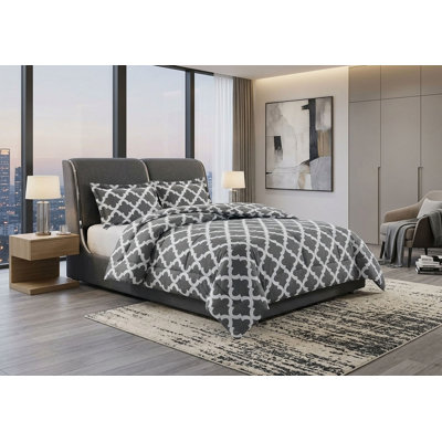 Corona Box Stitch Geometric Shapes Comforter Set