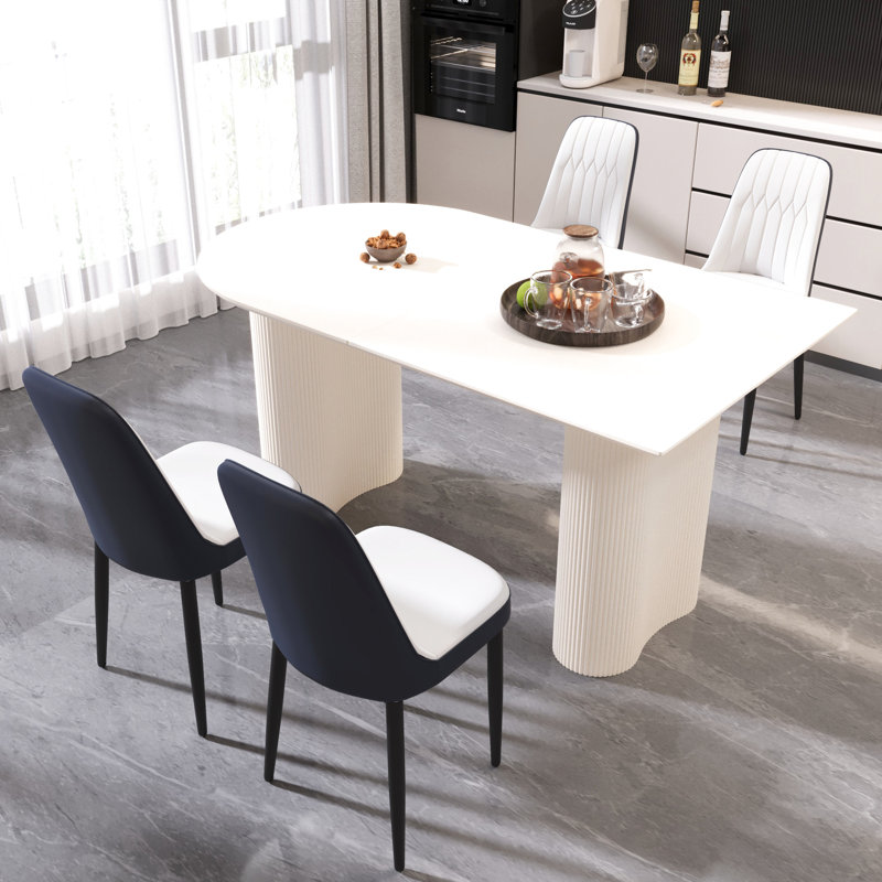Table de salle à manger de 63 po de style Mid-Century avec 4 chaises en polyuréthane à coussins épais et confortables, surface de teinture de style moderne médiéval crème, idéale pour la maison et la cuisine, convient à 8 personnes, conception ergonomique,
