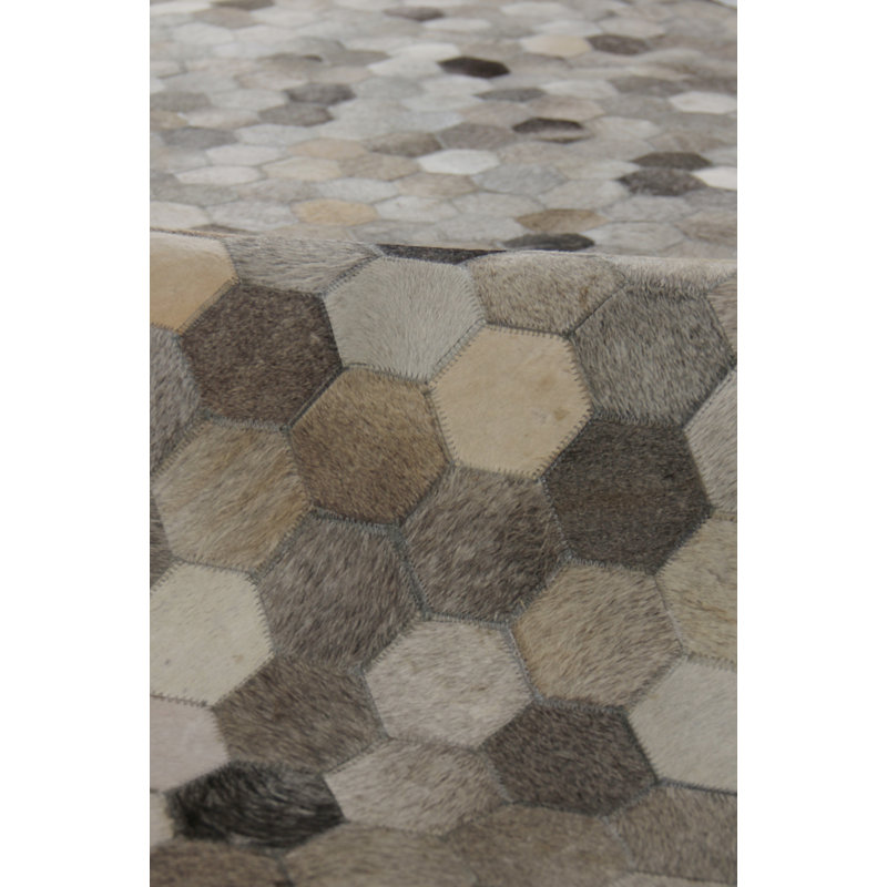 Natural Hide Cowhide Geometric Area Rug in Gray/Beige/Brown, Rectangle 5' x 8'