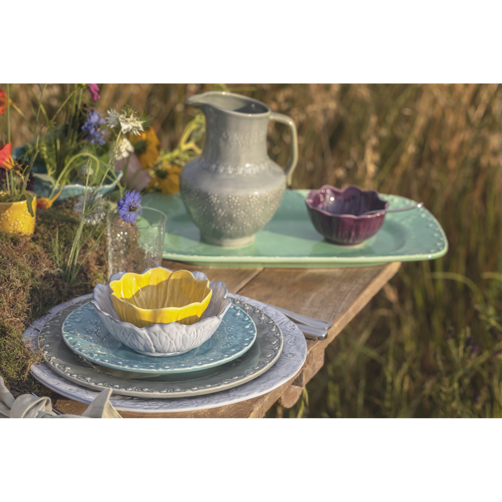 Flora 9" Salad Plate, Blue