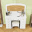 Coiffeuse luxueuse avec lumières Hollywood, 3 modes de couleurs, tabouret rembourré et 9 tiroirs