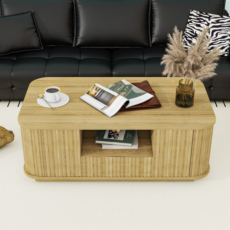Table basse moderne avec conception unique à panneau ondulé, compartiments de rangement cachés et pieds réglables, Naturel