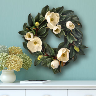 Veranda 24" Magnolia Wreath