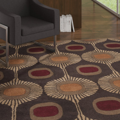 Tapis en laine brun foncé en laine à motif géométrique touffeté à la main Anly