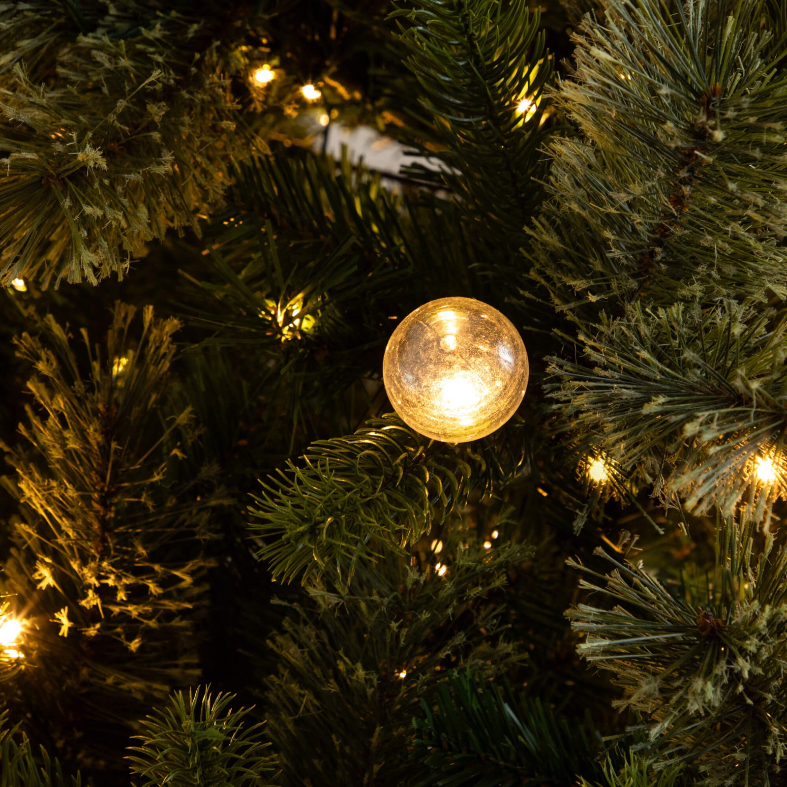 White 7.5' Pre-Lit Pine Christmas Tree