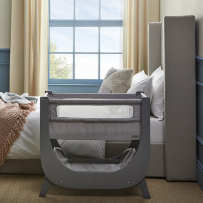 Air Lite Infant Crib With Breathable Mesh Sides And Lightweight Frame
