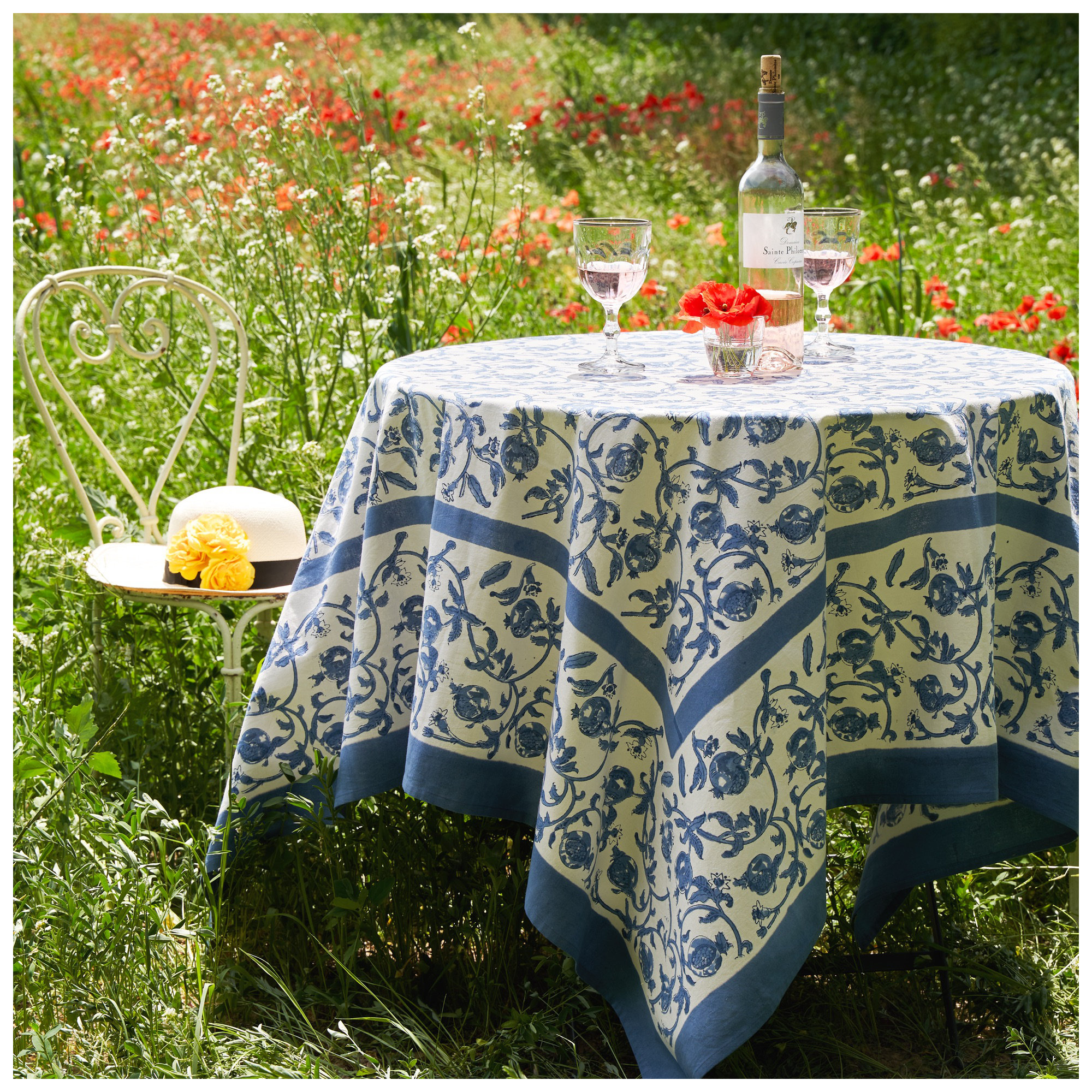 Brona Floral Tablecloth, 71" Square, Blue