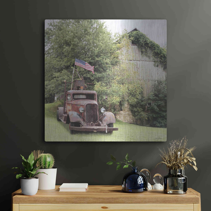 «Towing The Line» par Lori Deiter, H 24 po x l 24 po