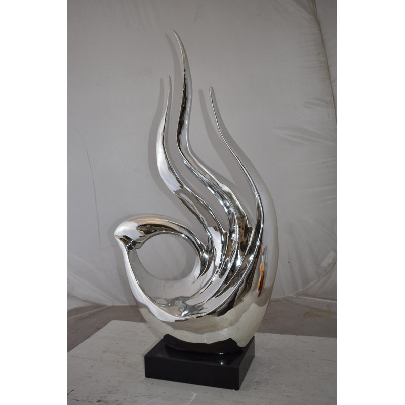 Statue unique en résine à finition argentée abstraite Vornell, taille: 19 po x 11 po x H 36 po