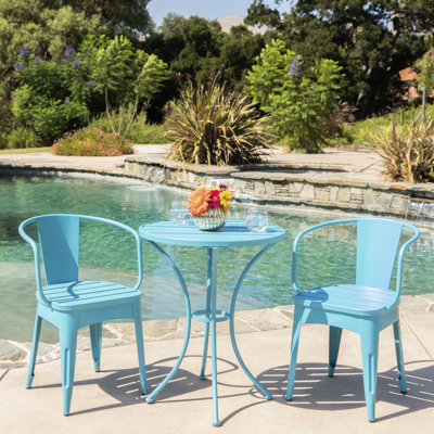 Ensemble bistro en métal bleu 3 pièces - Fer thermolaqué, table de 76 cm et 2 chaises, couleur Eau - Pour extérieur - Modèle Captivate, assise de 46 cm, dimensions : 63 x 63 cm - Fer, bleu, style Allure.